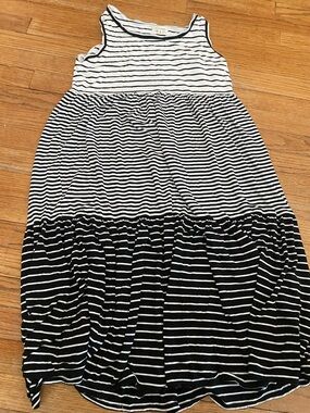 Max Studio Striped Women’s Tiered Midi Dress size Small
